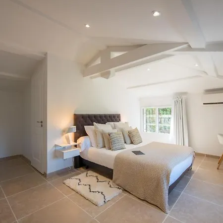 In Great Location - Saint-tropez ! Вилла