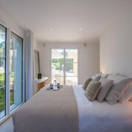 In Great Location - Saint-tropez ! Вилла *