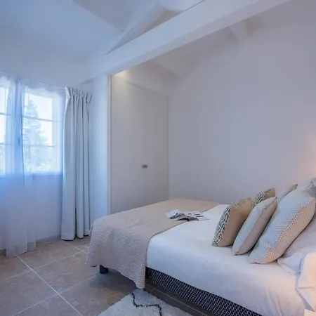 Вилла In Great Location - Saint-tropez ! *