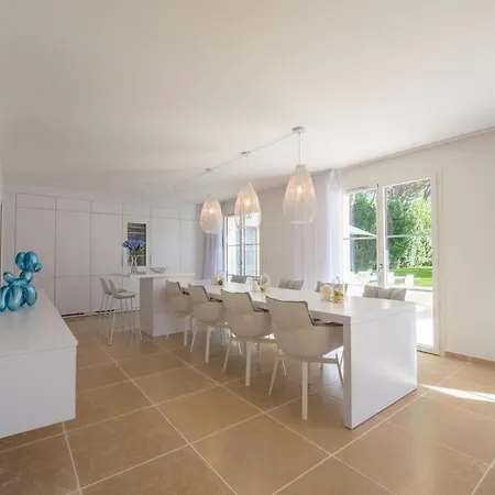 Вилла In Great Location - Saint-tropez ! *
